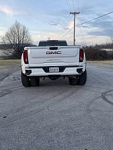 GMC 3500 DUALLY 3.5' 35s 5